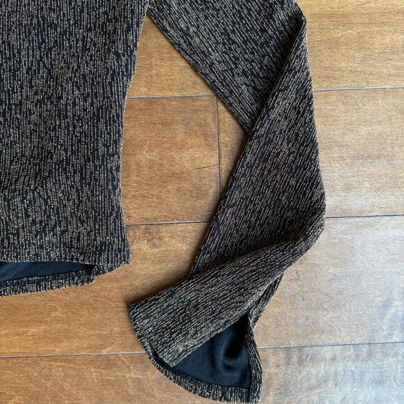 Francesca’s Metallic Long-Sleeve Shimmer Top — Black/Gold — Size M - Picture 6 of 6